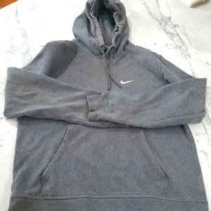 Nike Men's Gray hoodie size medium,  good condition